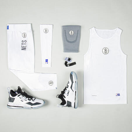 Майка компресійна чоловіча UT500 для баскетболу NBA Brooklyn Nets біла